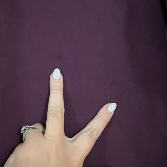 Burgundy roots hoodie - Picture 8 of 9